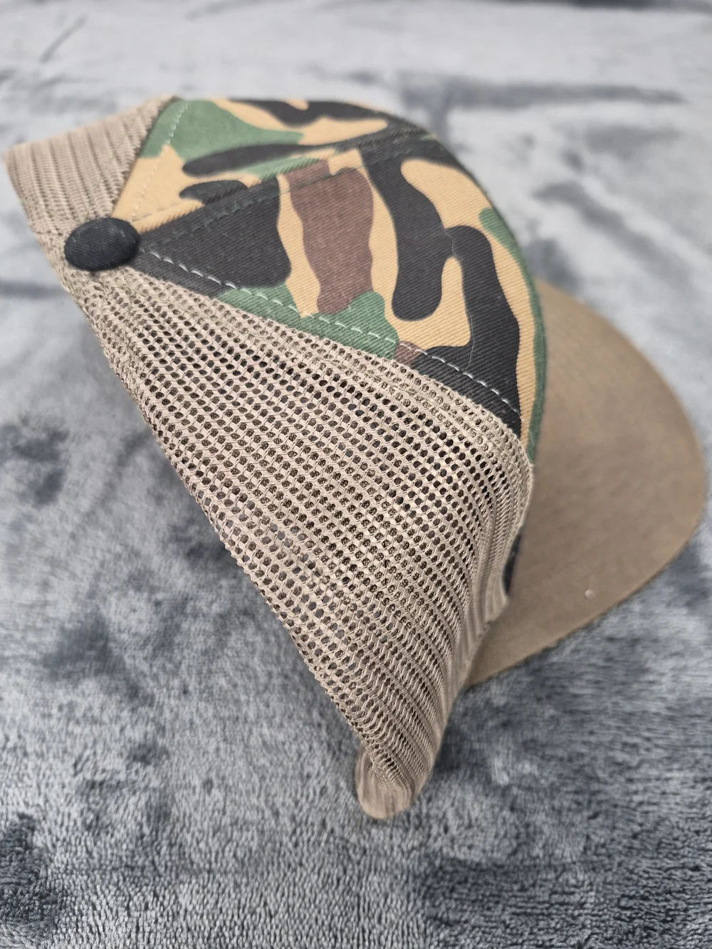 Bayou Dragons Hat Trucker Hat Camo Upper Embroidered  One Size Flat Pre-owned